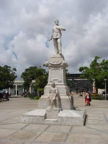 ai1080.photobucket.com_albums_j334_jnunes1977_Cuba_Holguin_CUBA_MAIO2009_4GB122800x600.jpg
