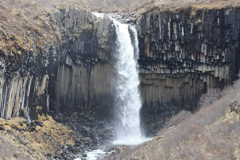ai1080.photobucket.com_albums_j334_jnunes1977_islandia_201_islandia519800x600.jpg