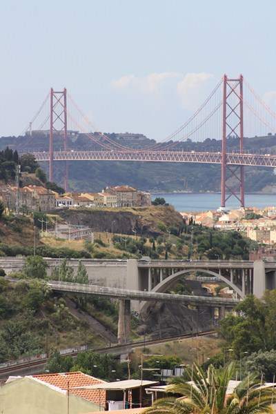 ai1080.photobucket.com_albums_j334_jnunes1977_Lisboa_Aqueduto_175800x600.jpg