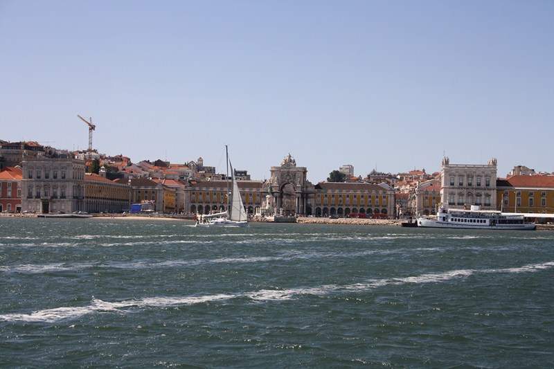 ai1080.photobucket.com_albums_j334_jnunes1977_Lisboa_Tejo_033800x600.jpg