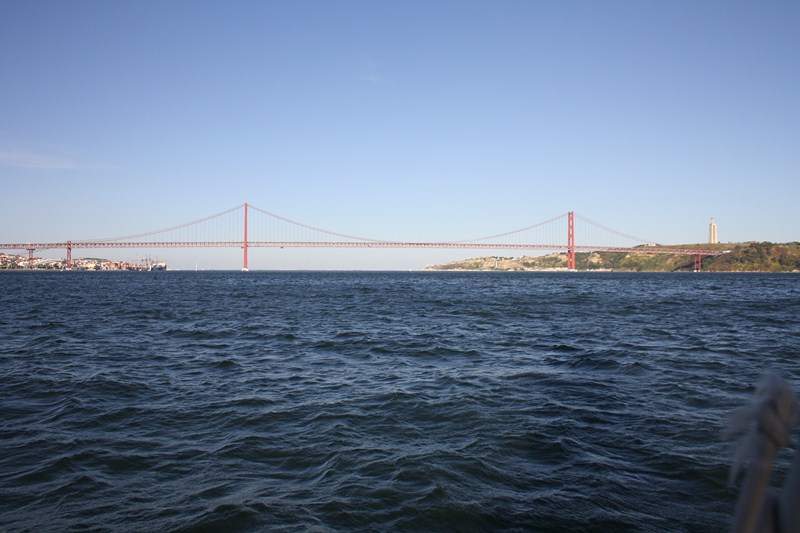 ai1080.photobucket.com_albums_j334_jnunes1977_Lisboa_Tejo_291800x600.jpg