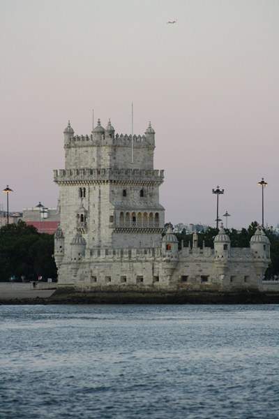 ai1080.photobucket.com_albums_j334_jnunes1977_Lisboa_Tejo_561800x600.jpg