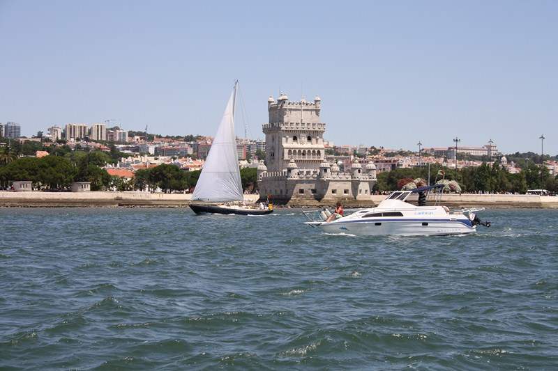 ai1080.photobucket.com_albums_j334_jnunes1977_Lisboa_Tejo_681800x600.jpg