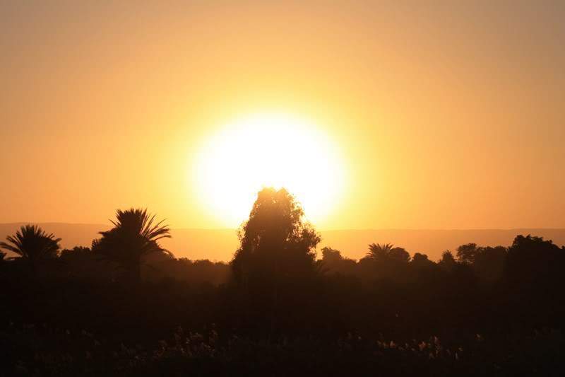 ai1080.photobucket.com_albums_j334_jnunes1977_luxor_egipto20102311800x600.jpg