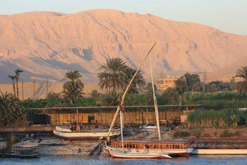 ai1080.photobucket.com_albums_j334_jnunes1977_luxor_egipto20102313800x600.jpg