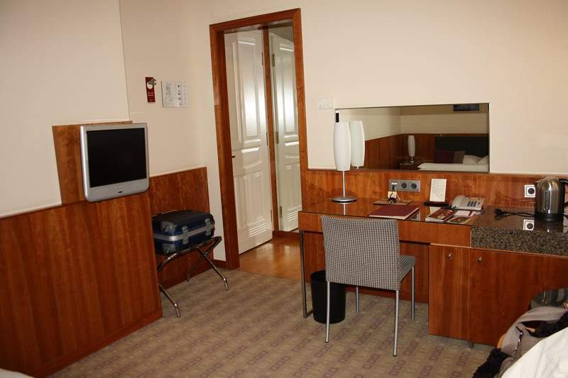 ai1080.photobucket.com_albums_j334_jnunes1977_Praga_Hotel_Praga003Copiar.jpg