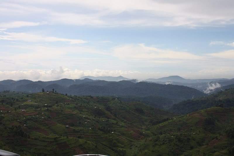 ai1080.photobucket.com_albums_j334_jnunes1977_Uganda_20__20Dia_2010_uganda2918800x600.jpg