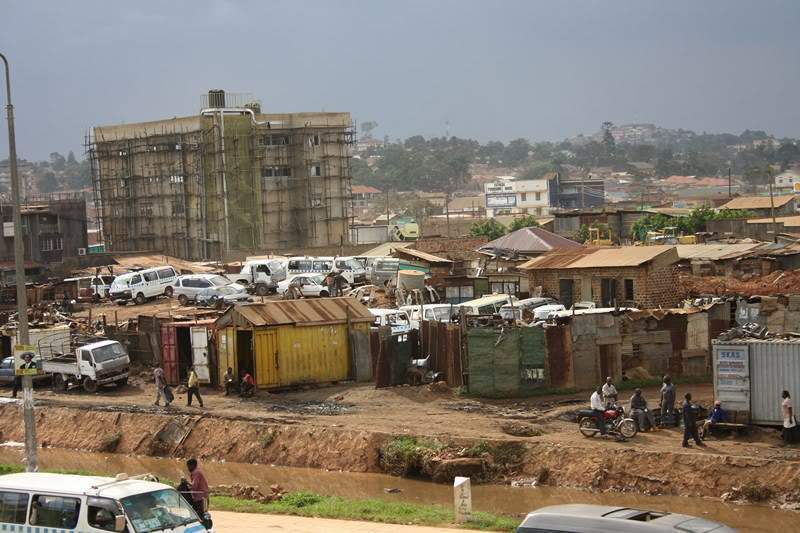 ai1080.photobucket.com_albums_j334_jnunes1977_Uganda_20__20Dia_2015_uganda4293800x600.jpg