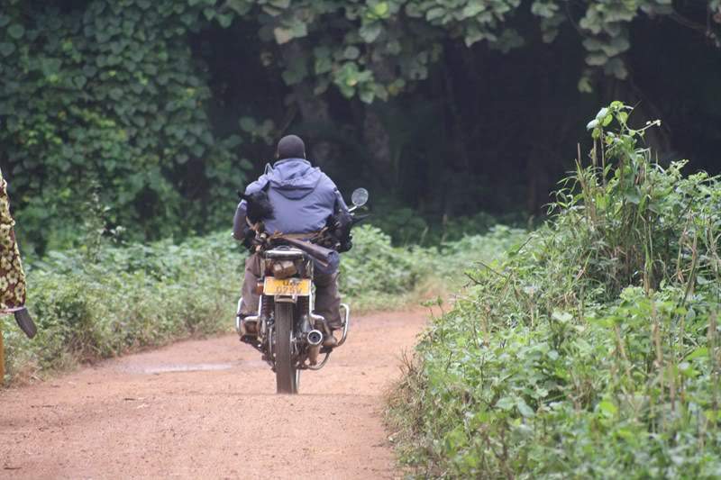 ai1080.photobucket.com_albums_j334_jnunes1977_Uganda_20__20Dia_206_uganda1145800x600.jpg