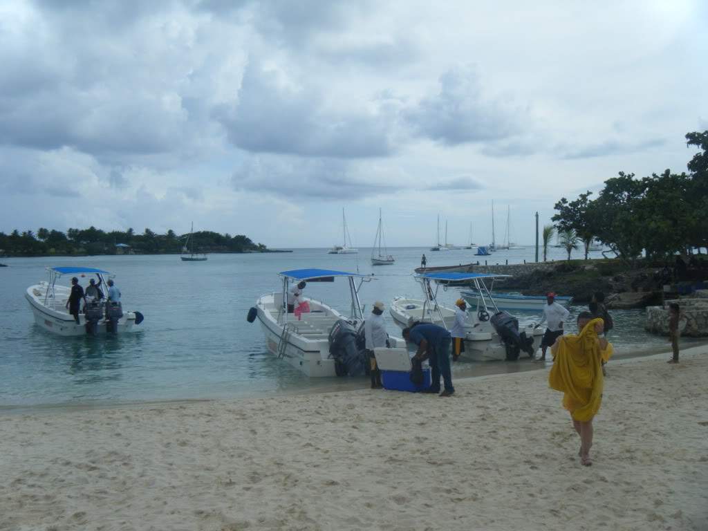 ai1081.photobucket.com_albums_j354_miazita_PuntaCana2011363.jpg