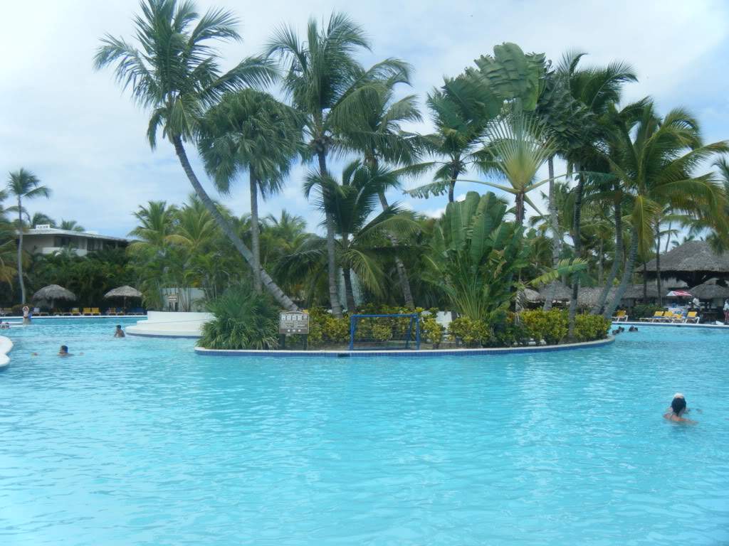 ai1081.photobucket.com_albums_j354_miazita_PuntaCana2011549.jpg