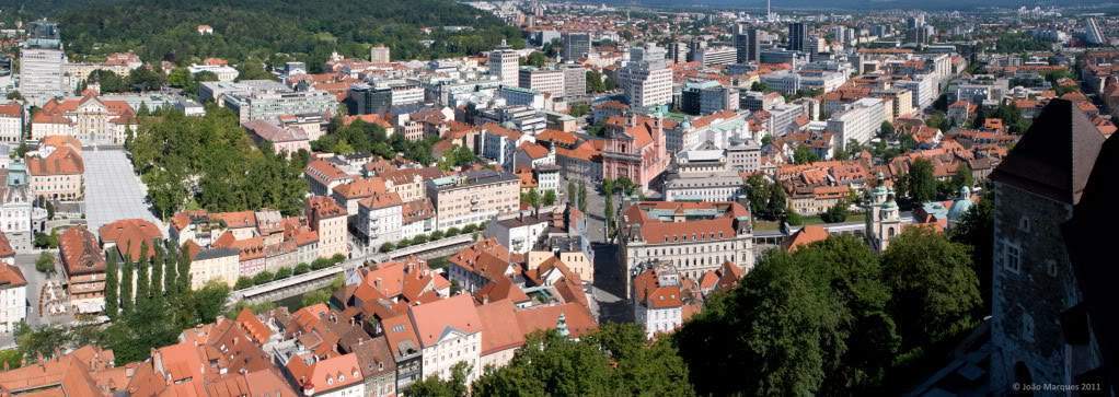ai1100.photobucket.com_albums_g415_jpmeslovenia_Panormica8.jpg