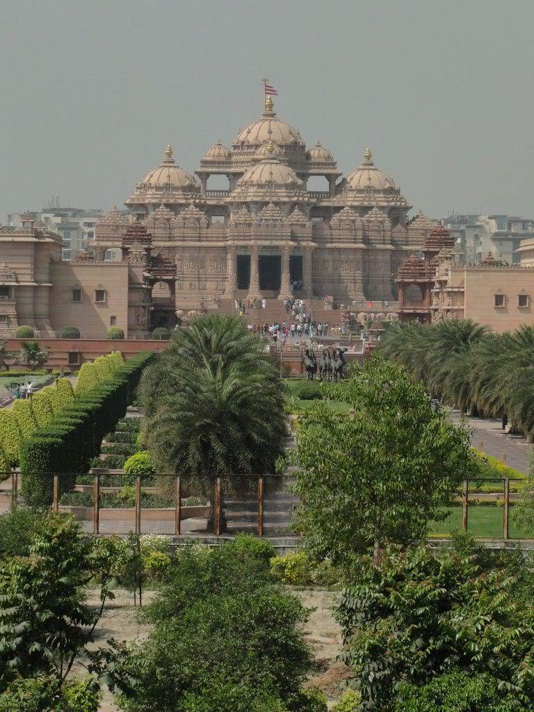 ai1157.photobucket.com_albums_p595_sandritarodrigues_akshardham.jpg
