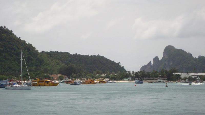 ai1165.photobucket.com_albums_q594_ninoenina_DSC052241280x768.jpg