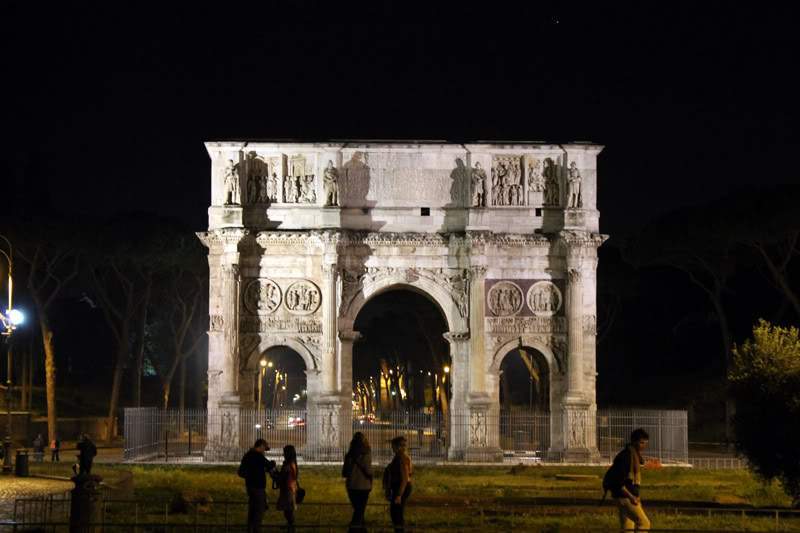 ai1167.photobucket.com_albums_q629_Arkantos83_Roma_IMG_3978.jpg