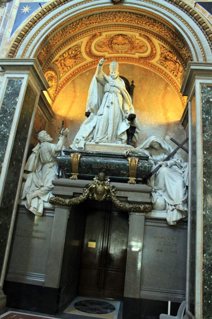ai1167.photobucket.com_albums_q629_Arkantos83_Roma_IMG_4159.jpg