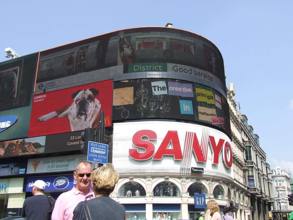 ai1201.photobucket.com_albums_bb348_filipecastanho85_londres174.jpg