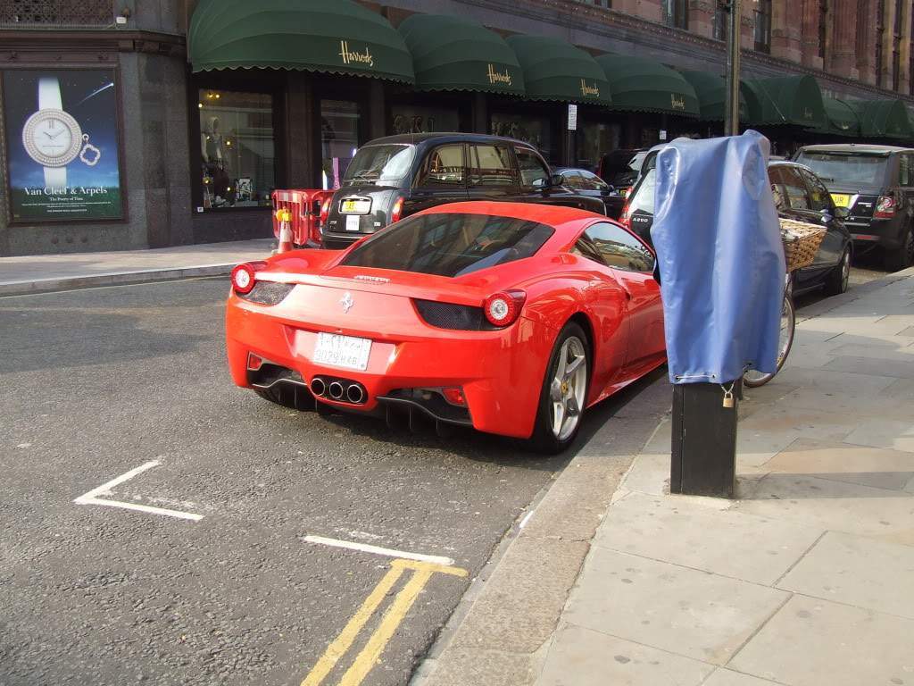 ai1201.photobucket.com_albums_bb348_filipecastanho85_londres370.jpg