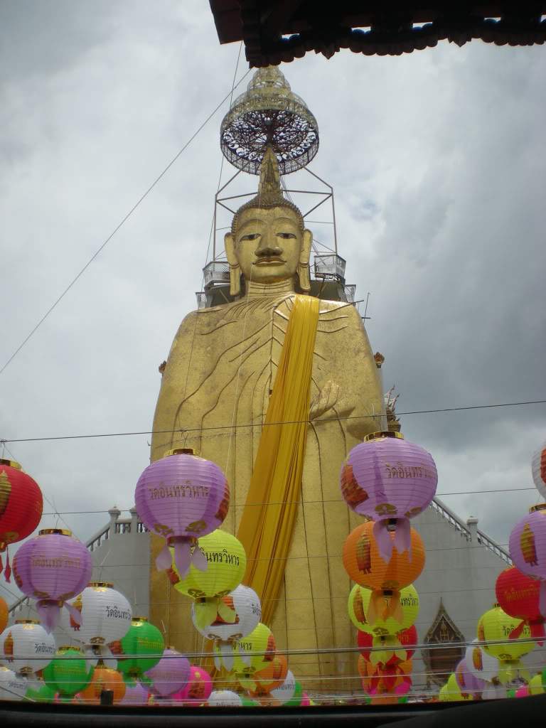 ai1209.photobucket.com_albums_cc391_gogowrc_TAILANDIA_DSCN0082.jpg