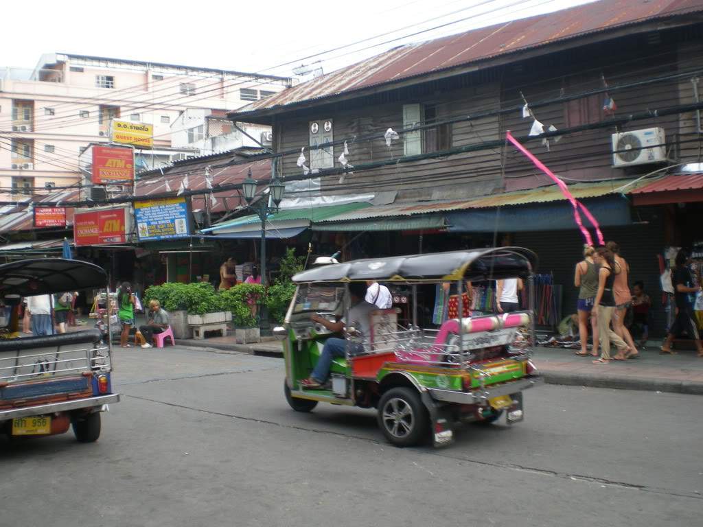 ai1209.photobucket.com_albums_cc391_gogowrc_TAILANDIA_DSCN0200.jpg