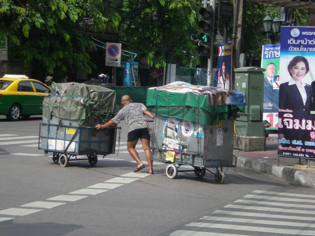 ai1209.photobucket.com_albums_cc391_gogowrc_TAILANDIA_DSCN0349.jpg