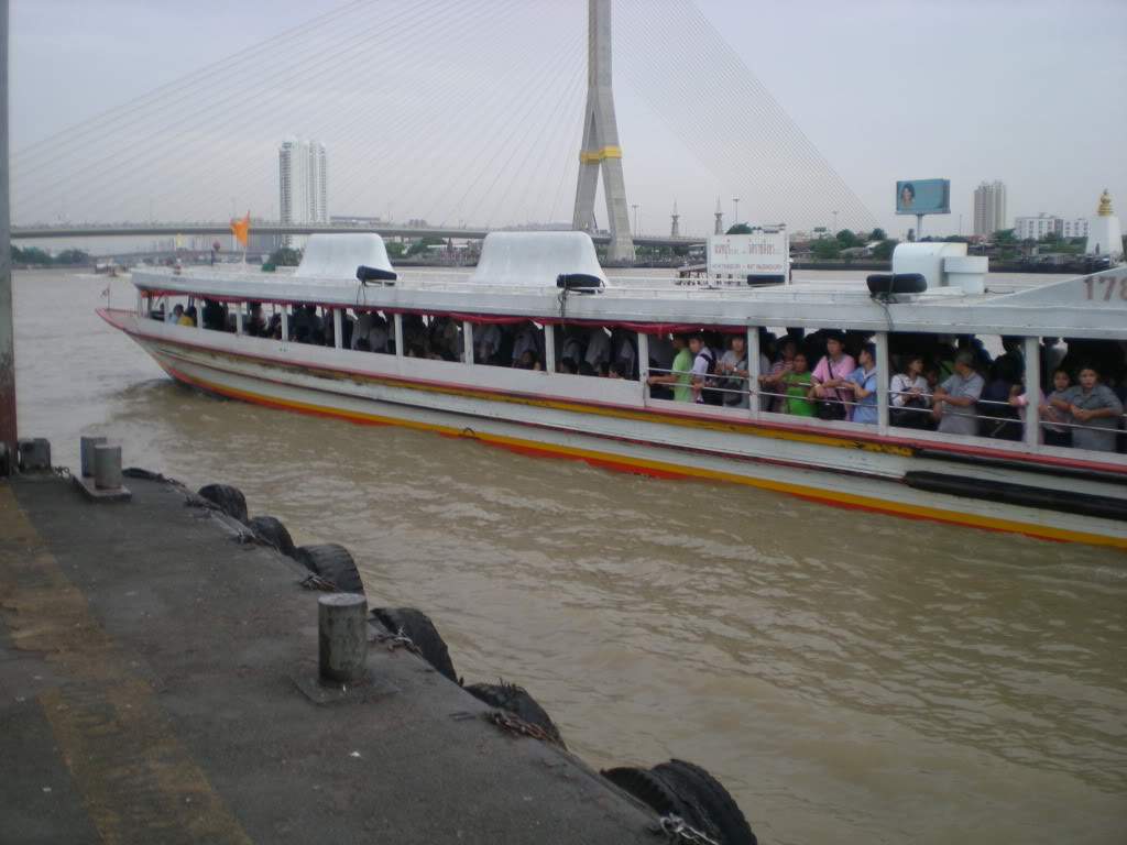 ai1209.photobucket.com_albums_cc391_gogowrc_TAILANDIA_DSCN1041.jpg