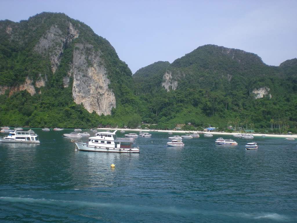 ai1209.photobucket.com_albums_cc391_gogowrc_TAILANDIA_DSCN2099.jpg