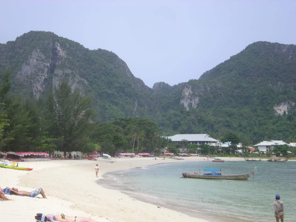 ai1209.photobucket.com_albums_cc391_gogowrc_TAILANDIA_DSCN2124.jpg