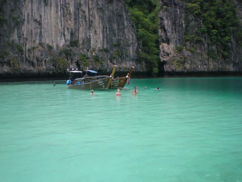 ai1209.photobucket.com_albums_cc391_gogowrc_TAILANDIA_DSCN2369.jpg
