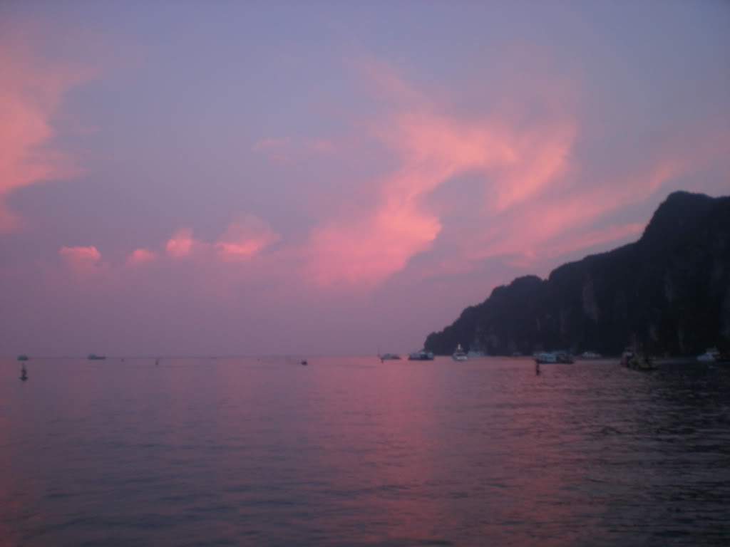 ai1209.photobucket.com_albums_cc391_gogowrc_TAILANDIA_DSCN2514.jpg