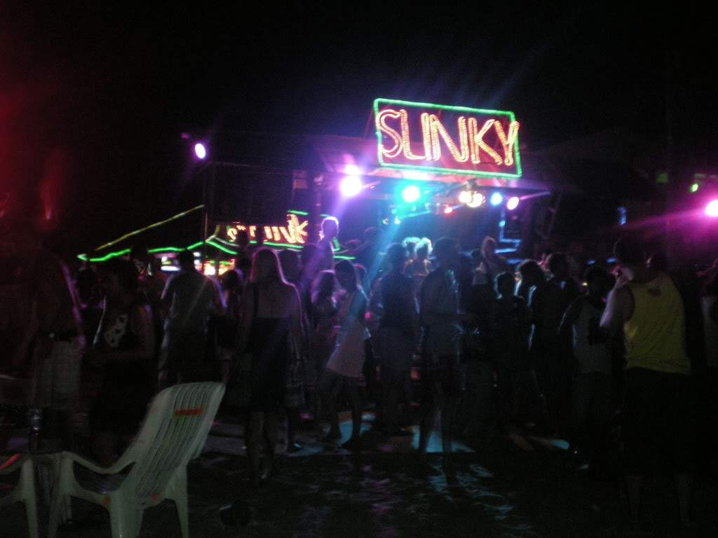 ai1209.photobucket.com_albums_cc391_gogowrc_TAILANDIA_DSCN2697.jpg