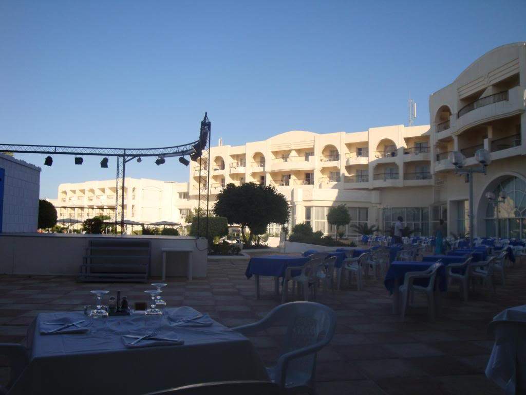 ai1220.photobucket.com_albums_dd451_Teresa_Raquel_Tunisia_201_216becff7fb4240efe79f6ed1742365b.jpg