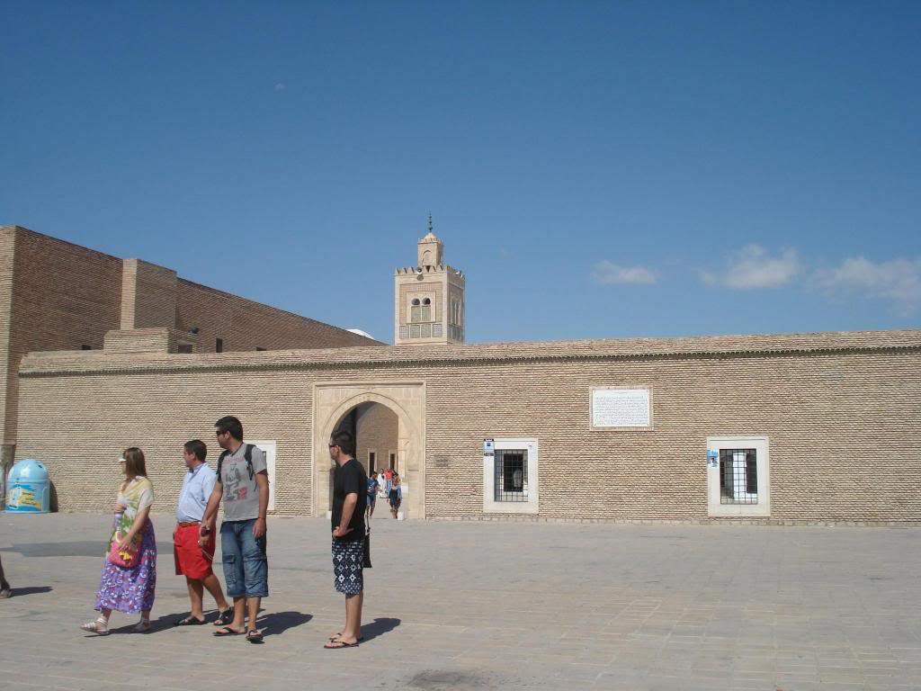 ai1220.photobucket.com_albums_dd451_Teresa_Raquel_Tunisia_202_0c71962916c56fe697fa3d037c9cfa0d.jpg