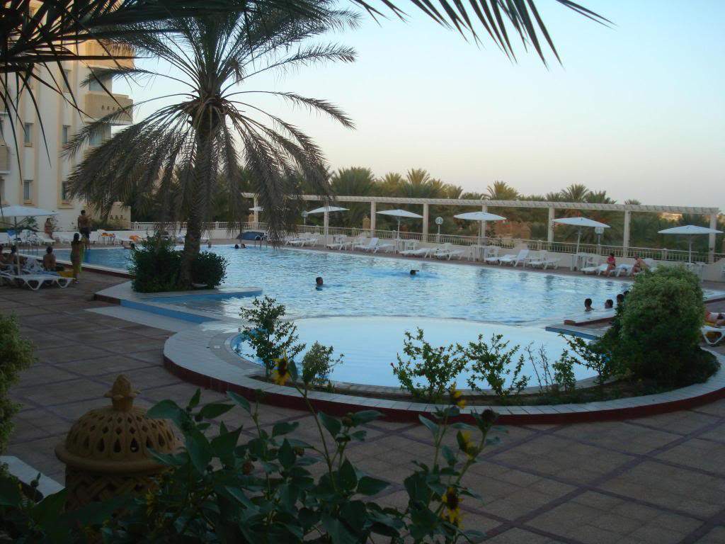 ai1220.photobucket.com_albums_dd451_Teresa_Raquel_Tunisia_202_5bac6e3fc8e2ae3988d93d4a8845247d.jpg