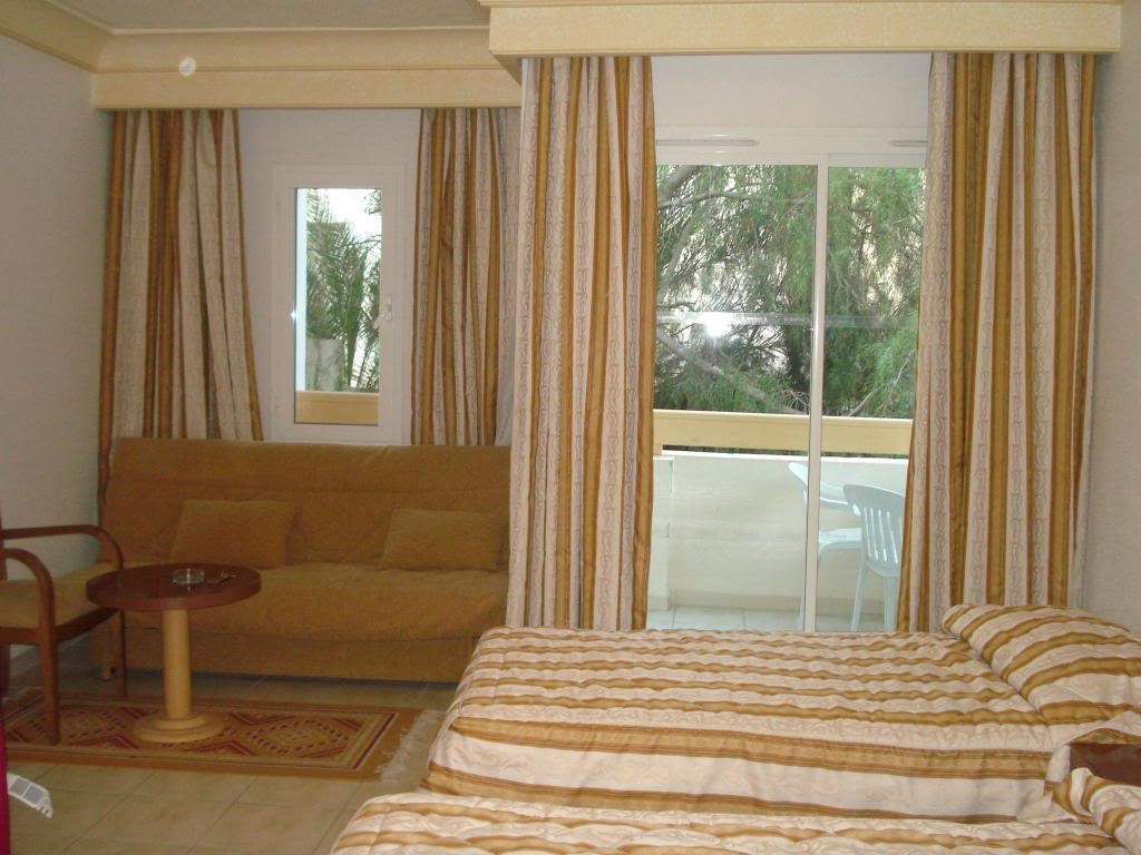 ai1220.photobucket.com_albums_dd451_Teresa_Raquel_Tunisia_202_76f08e44ba3832258b74de94ba7eac95.jpg