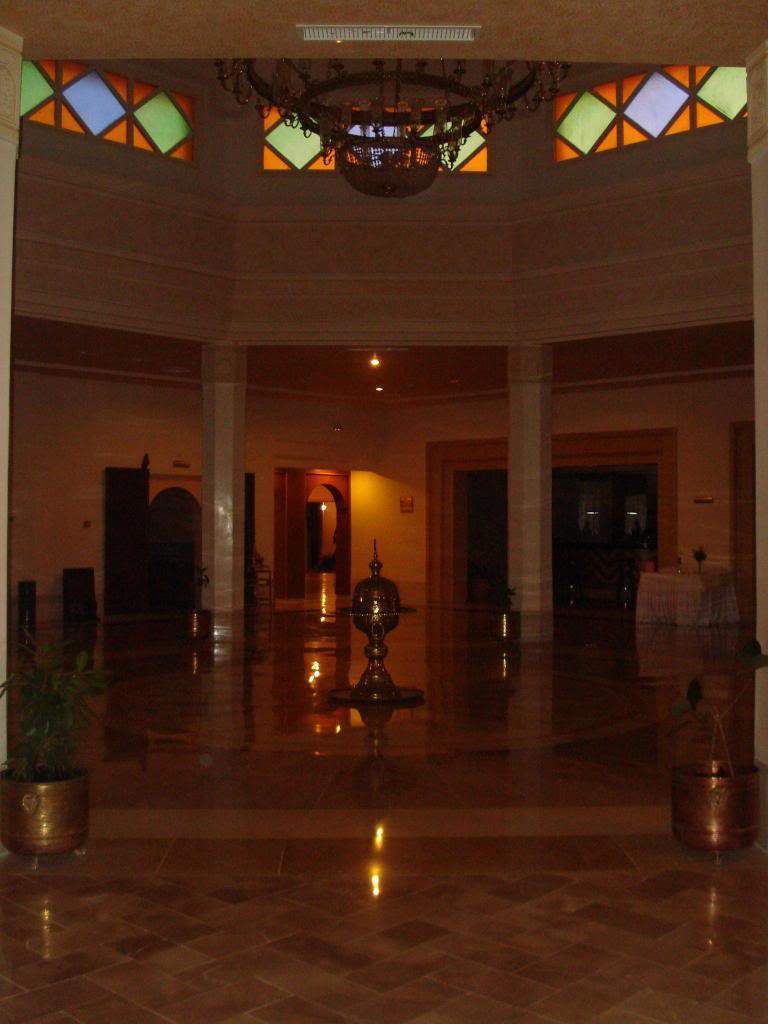 ai1220.photobucket.com_albums_dd451_Teresa_Raquel_Tunisia_202_a15b1f4827f52a419d34fa5aa3c3f74c.jpg
