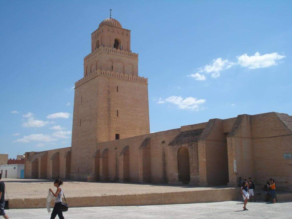 ai1220.photobucket.com_albums_dd451_Teresa_Raquel_Tunisia_202_eb7426163136988867ae5f9b5bcca97f.jpg