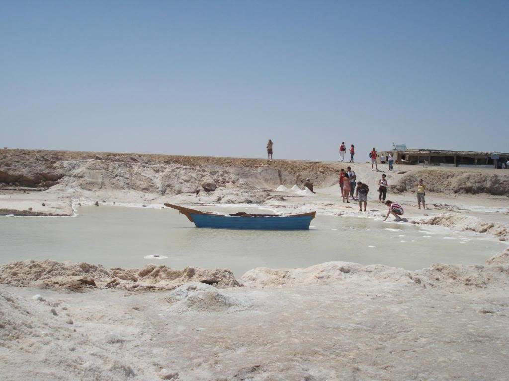 ai1220.photobucket.com_albums_dd451_Teresa_Raquel_Tunisia_203_20Dia_LagoSalgadodeChottElDjerid6.jpg