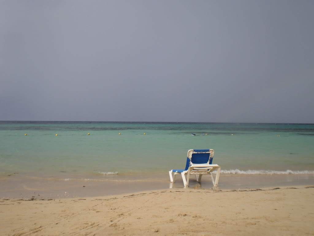 ai1226.photobucket.com_albums_ee417_viajantedoalem_praia_PC110142.jpg