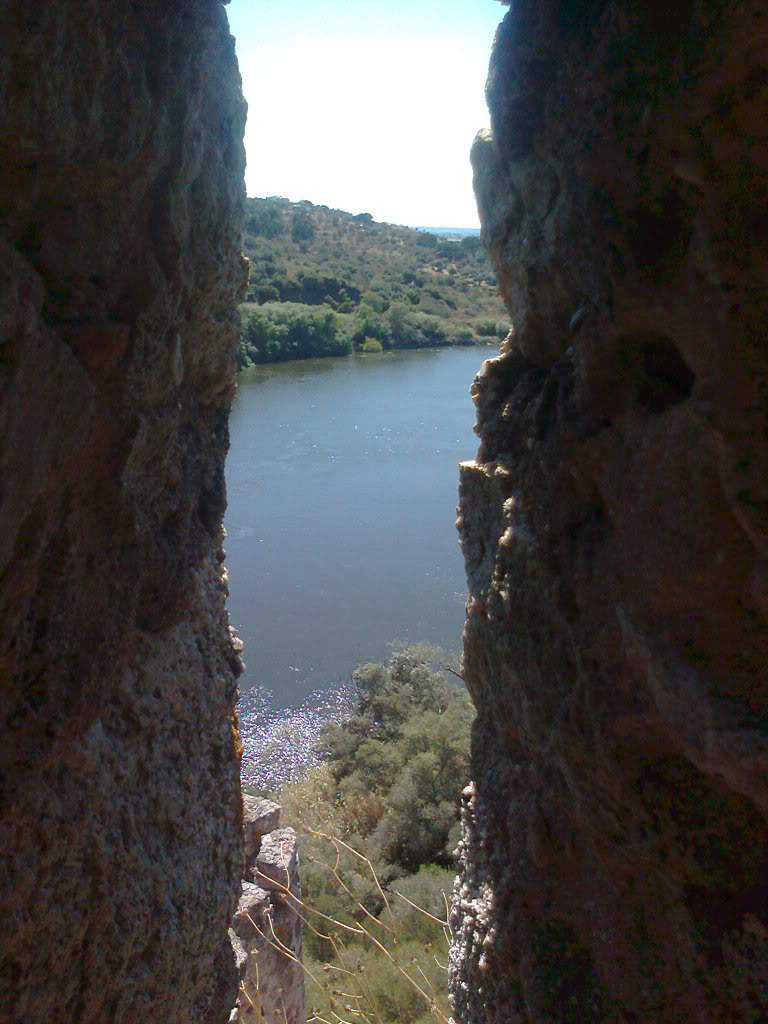ai1229.photobucket.com_albums_ee475_blueorquidea_almourol_Fotografia0083.jpg