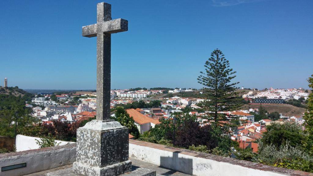 ai1229.photobucket.com_albums_ee475_blueorquidea_Porto_20Covo_20140712_162404_HDR.jpg
