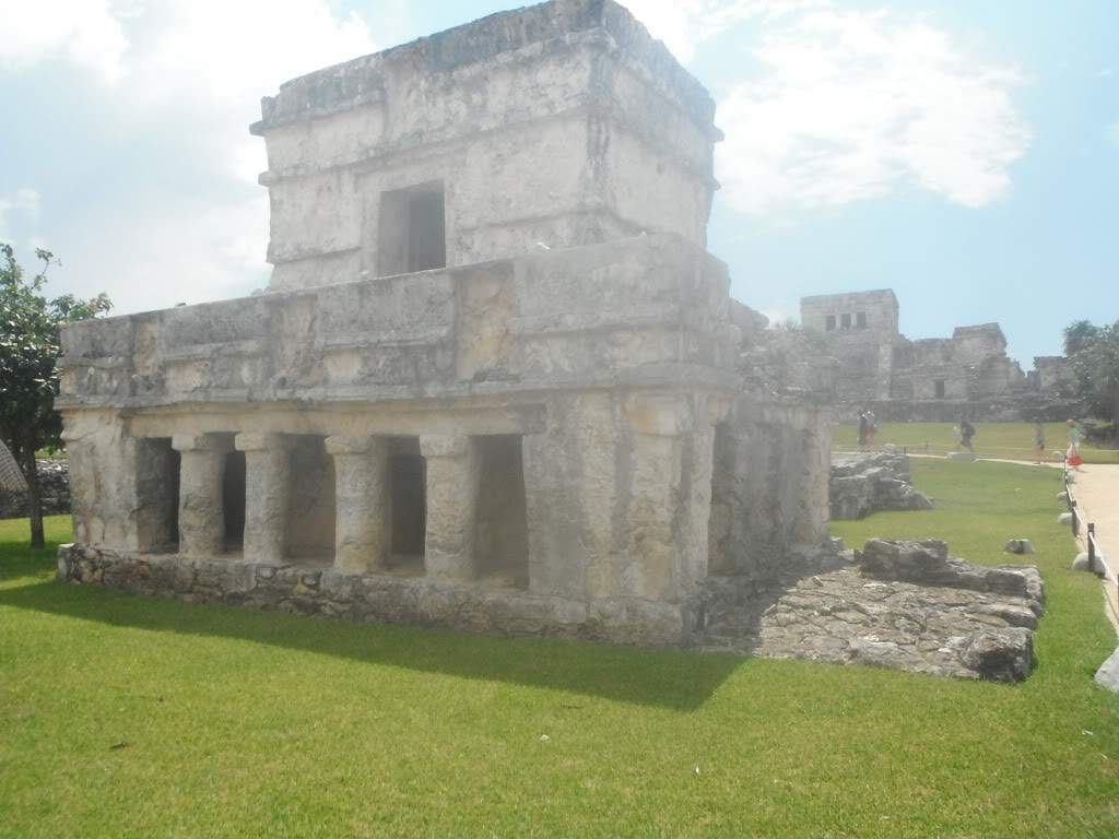 ai1245.photobucket.com_albums_gg591_laroc28_DSCF1760.jpg