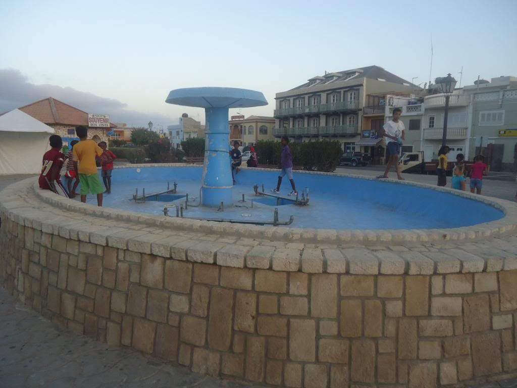 ai1246.photobucket.com_albums_gg607_AMAFRA_DSC04151.jpg