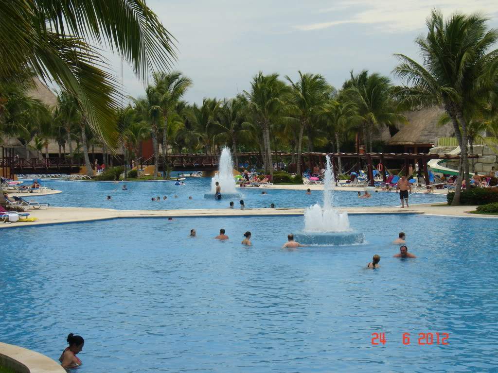 ai1250.photobucket.com_albums_hh525_Soarespjs_DSC01480.jpg