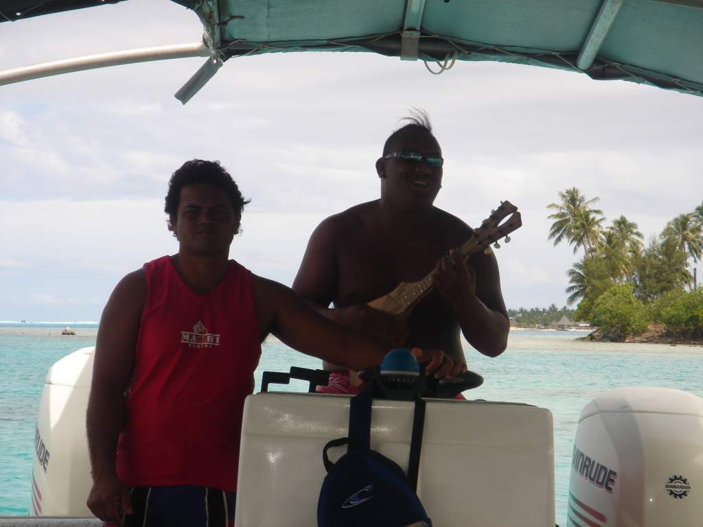 ai1250.photobucket.com_albums_hh532_sifpereira_Bora_20Bora_DSC00247.jpg