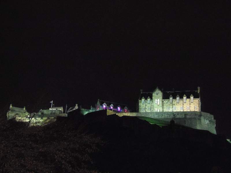 ai1254.photobucket.com_albums_hh618_andredoc1_Edimburgo_PB280103_zps4f353486.jpg
