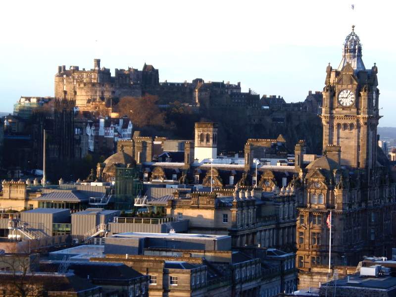 ai1254.photobucket.com_albums_hh618_andredoc1_Edimburgo_PB290296_zpsaac6b472.jpg
