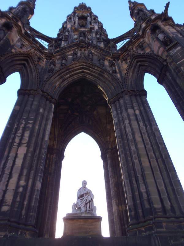 ai1254.photobucket.com_albums_hh618_andredoc1_Edimburgo_PB290396_zps90fa9a1c.jpg