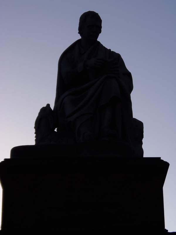 ai1254.photobucket.com_albums_hh618_andredoc1_Edimburgo_PB290397_zpscfb047f7.jpg