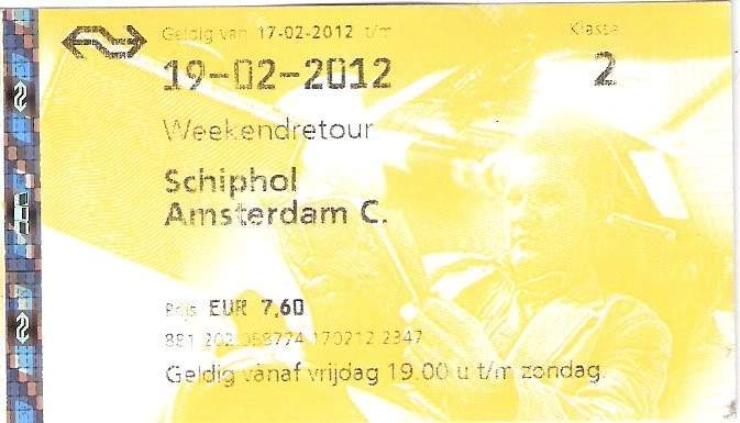 ai1258.photobucket.com_albums_ii528_JATG001_Amsterdam_bilheteaeroporto_estacao.jpg